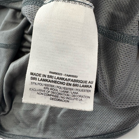 Nike Wool Blend Base Layer Long Sleeve Hooded Shirt 1/4 Snap Sz XS Navy/Grey - Picture 7 of 11